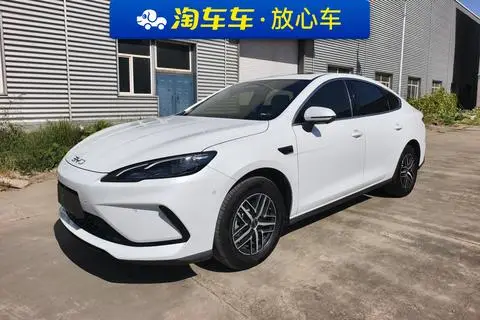 BYD Seal05 DM 2025