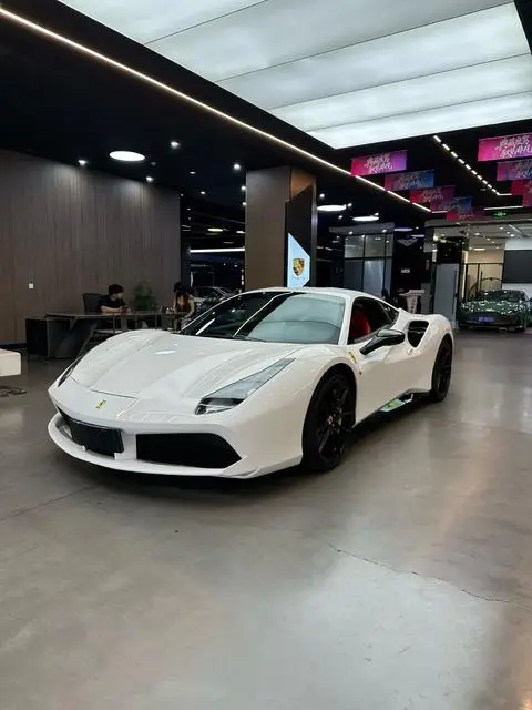 Ferrari 488 2015