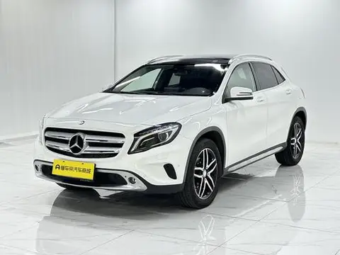 Mercedes-Benz GLA 2016