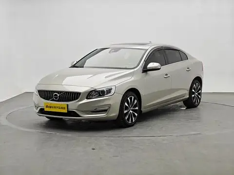 Volvo S60 2019