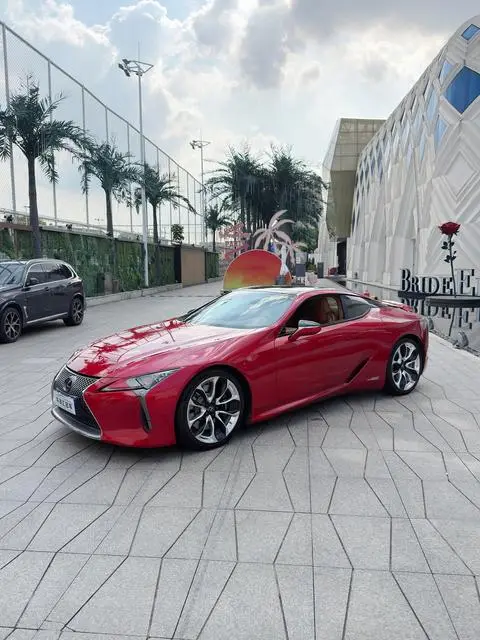 Lexus LC 2018