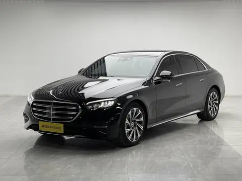 Mercedes-Benz E-Class 2024 — фото 1