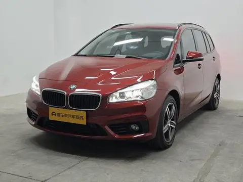 BMW 2 Series 多功能旅行车 2015
