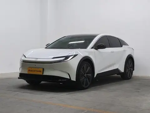 Toyota bZ5 2025