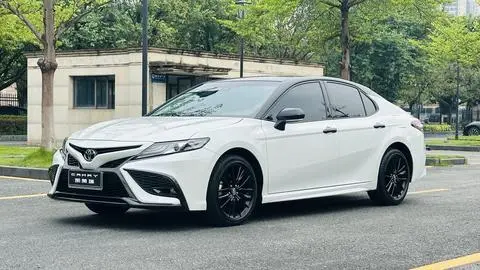 Toyota Camry 2022