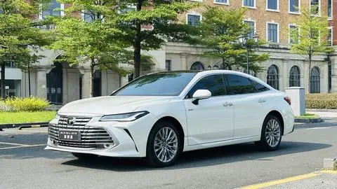 Toyota 亚洲龙 2026