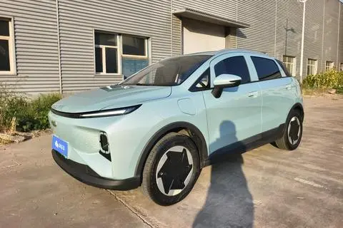 Geely E萤火虫 2024 — фото 1