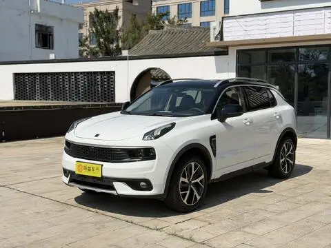 Lynk & Co 01 2017