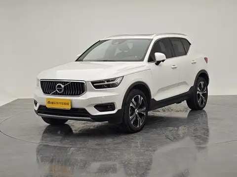 Volvo XC40 2021