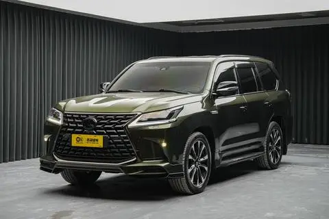 Lexus LX 2021 — фото 1