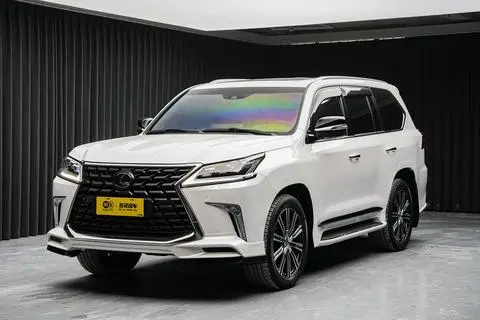 Lexus LX 2021 — фото 1