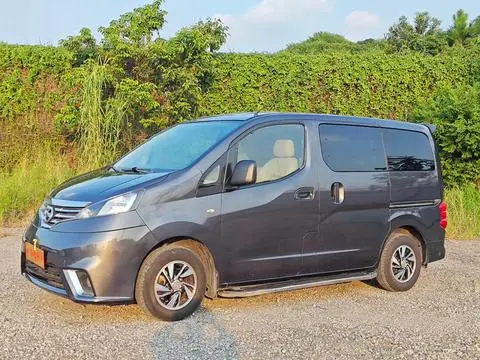 Nissan NV200 2016