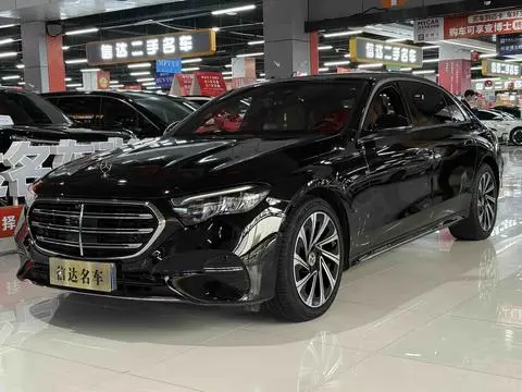 Mercedes-Benz E-Class 2024