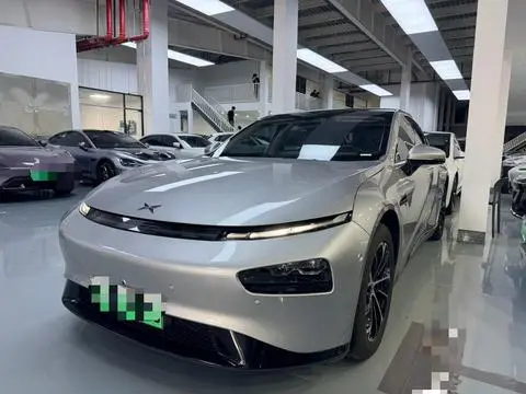XPeng 小鹏P7 2022