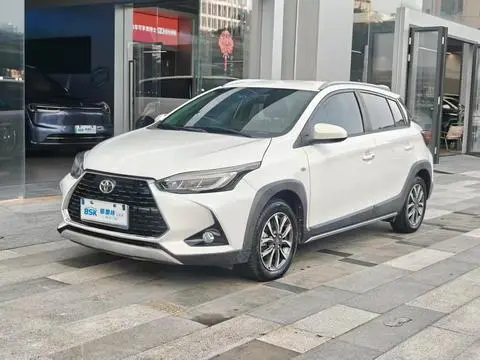 Toyota Yaris L Zhixuan 2022 — фото 1