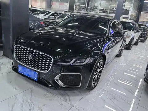 Jaguar XFL 2021
