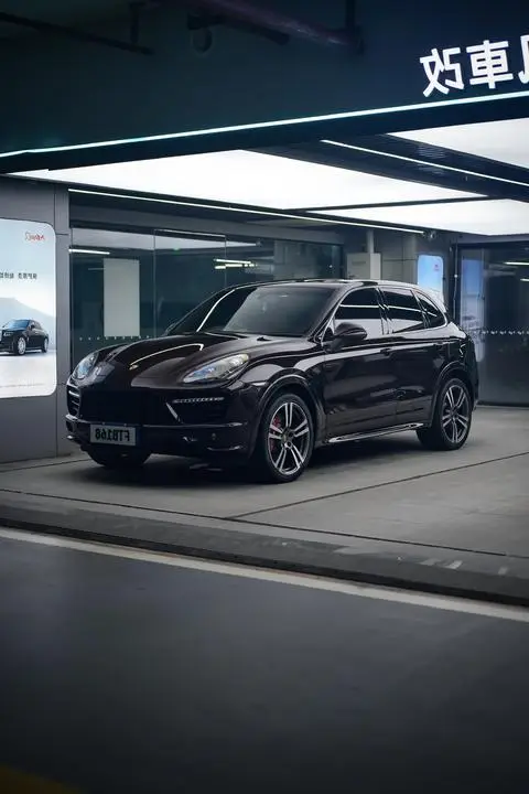 Porsche Cayenne 2011