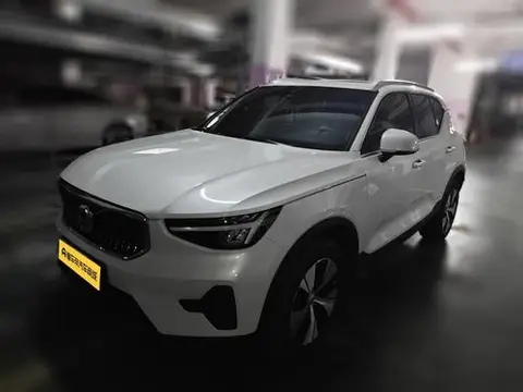 Volvo XC40 2024