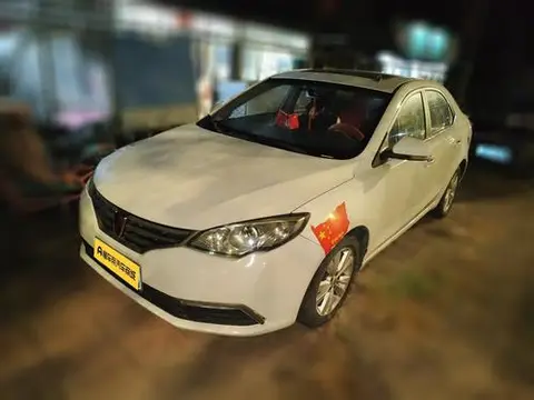 Roewe 360 2015