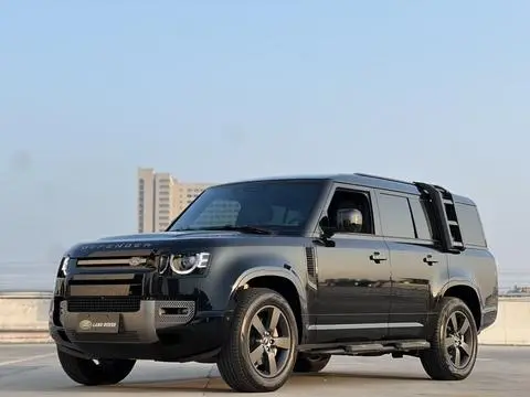 Land Rover 卫士 2025