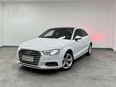 Audi A3 2020 — фото 1