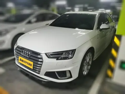 Audi A4L 2019
