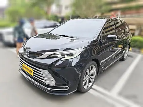 Toyota 赛那 2023