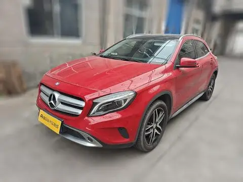 Mercedes-Benz GLA 2016