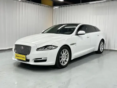 Jaguar XJ 2016