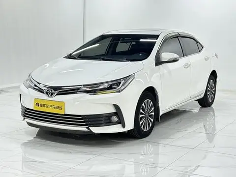 Toyota Corolla 2018 — фото 1