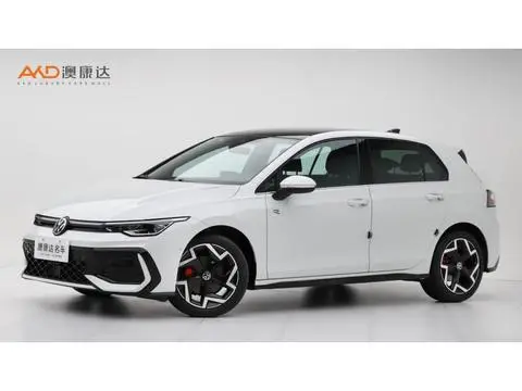 Volkswagen Golf 2025
