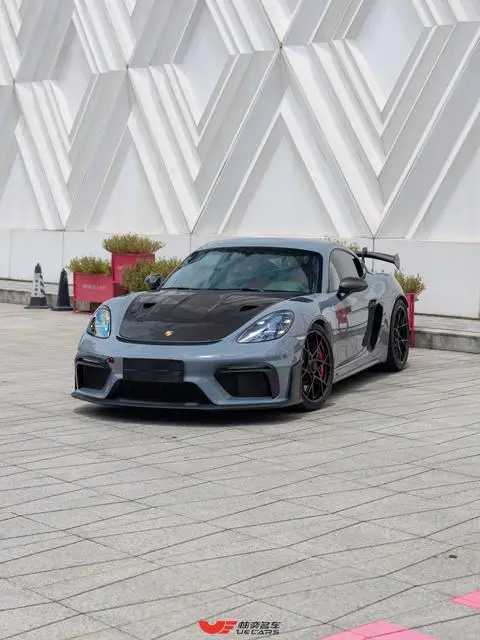 Porsche 718 2022