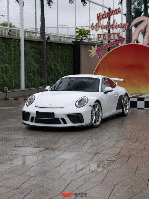 Porsche 911 2018