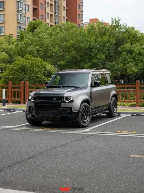 Land Rover 卫士 2024