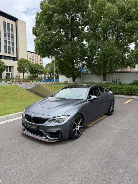 BMW M4 2016 — фото 1