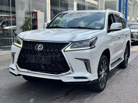 Lexus LX 2017 — фото 1