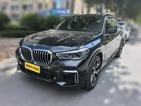 BMW X5 2022 — фото 1