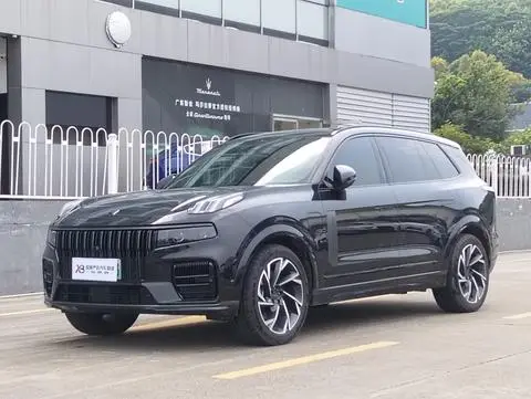 Lynk & Co 09 EM-P 2021