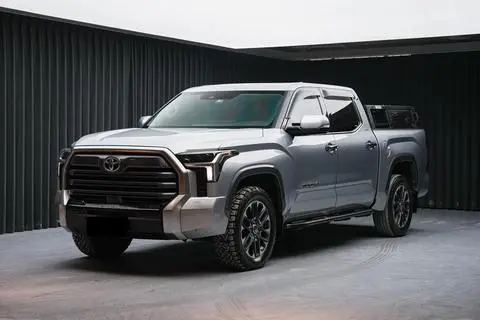 Toyota 坦途 2022