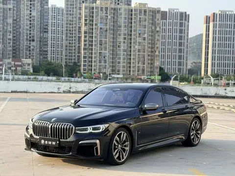 BMW 7 Series 2019 — фото 1