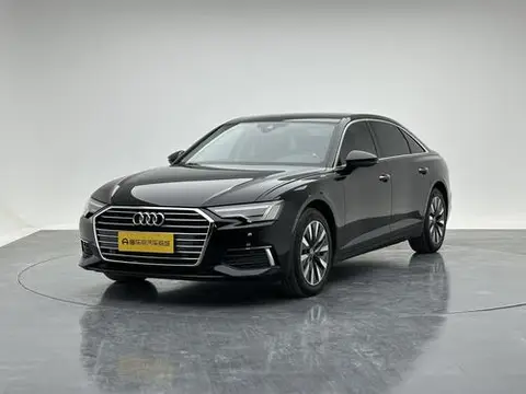 Audi A6L 2019 — фото 1