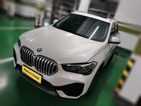 BMW X1 2022 — фото 1
