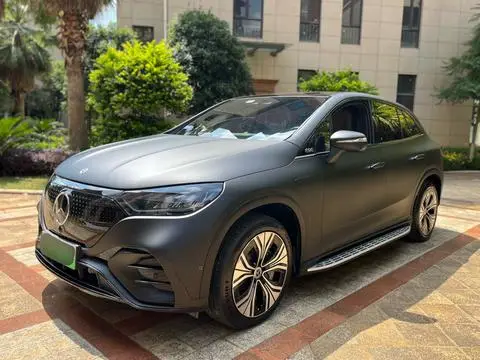 Mercedes-Benz EQE SUV 2024
