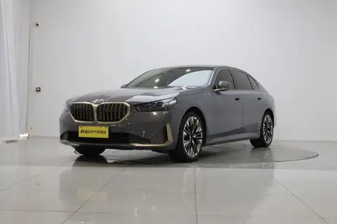 BMW 5 Series 2024