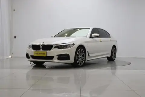 BMW 5 Series 2019 — фото 1