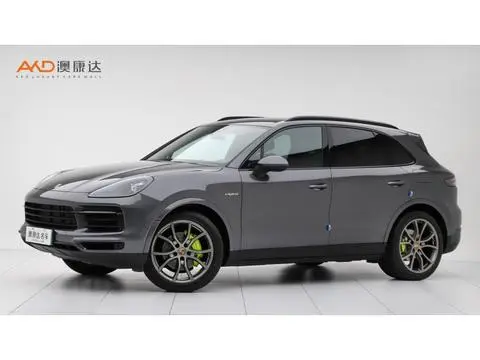 Porsche Cayenne E-Hybrid 2021