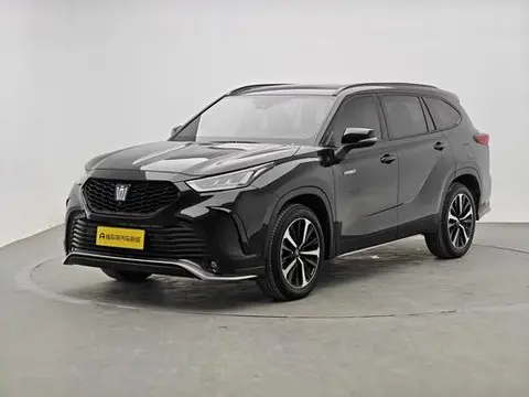 Toyota Crown Kluger 2021