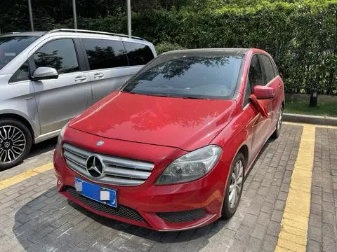 Mercedes-Benz B-Class 2012