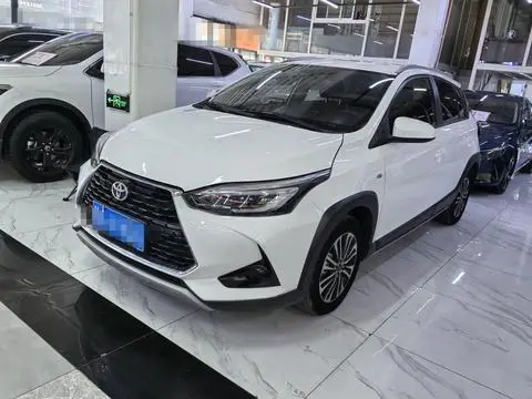Toyota YARIS L 2022