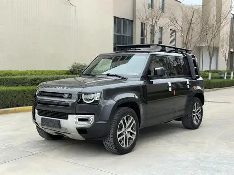 Land Rover 卫士 2025
